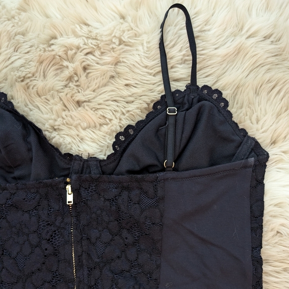 Navy lace Bustier Top - Picture 9 of 10